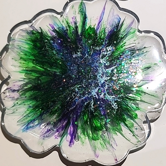 2 Peacock Resin Coasters. Beautiful handmade with love ❤️ Reversible, too!! - Picture 8 of 10